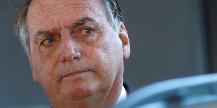 PF avalia que denúncia vai tornar Bolsonaro réu e será aceita integralmente pelo STF