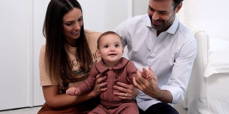Carol Celico celebra 9 meses do filho, Rafael | Celebridades
