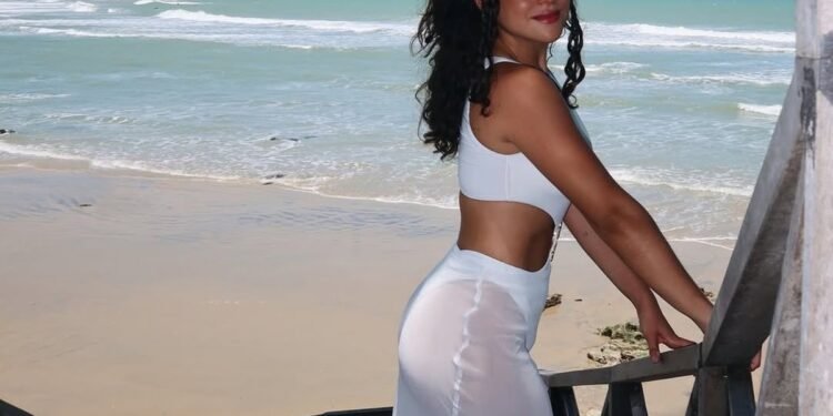 Maisa exibe cliques inéditos do Ceará | Celebridades