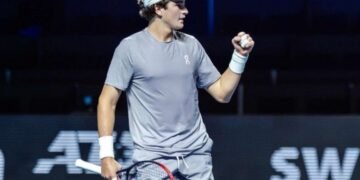 João Fonseca vence partida de tênis e avança para final do ATP 500 na Basileia 