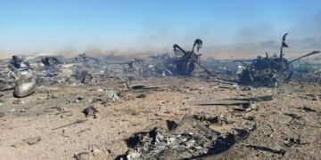 Conflito EUA-Irã: Trump Alega Resgate de Piloto, Irã Nega e Apresenta Destroços de Aeronaves Conflito EUA-Irã: Trump Alega Resgate de Piloto, Irã Nega e Apresenta Destroços de Aeronaves