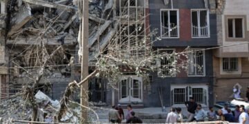 Irã Desafia Ultimato de Trump sobre Estreito de Ormuz e Rejeita Condições de Paz Irã Desafia Ultimato de Trump sobre Estreito de Ormuz e Rejeita Condições de Paz