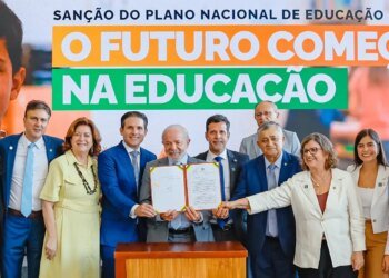 Novo Plano Nacional de Educação: Especialistas Analisam Impacto e Desafios para o Brasil