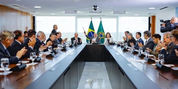 Governo Federal Amplia Aportes para Minha Casa, Minha Vida, Atingindo R$ 200 Bilhões e Fortalecendo a Construção Civil