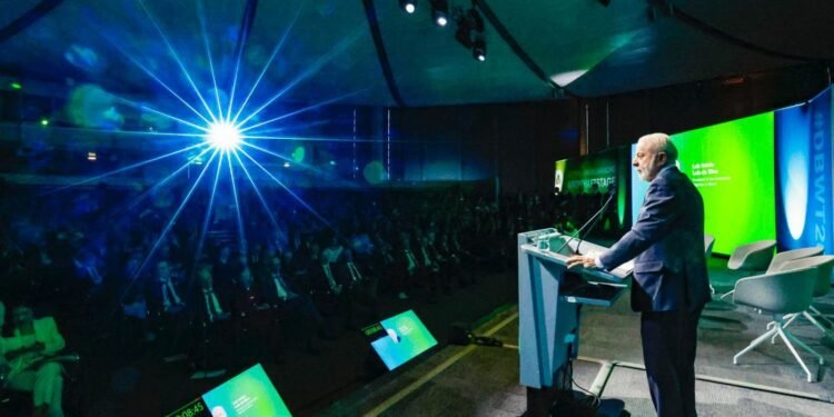 Lula Classifica Conflito no Oriente Médio como ‘Guerra da Insensatez’ e Critica Recusa a Acordo de 2010