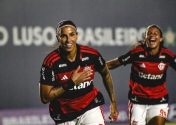 Flamengo Vence Vitória no Brasileirão Feminino e Ascende na Tabela