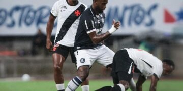 Empate Marcado por Chuva: Remo e Vasco Dividem Pontos no Brasileirão Empate Marcado por Chuva: Remo e Vasco Dividem Pontos no Brasileirão