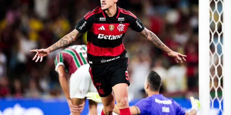 Brasileirão: Flamengo Vence Fluminense, Corinthians e Palmeiras Empatam em Rodada de Clássicos Brasileirão: Flamengo Vence Fluminense, Corinthians e Palmeiras Empatam em Rodada de Clássicos