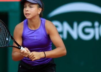 Eduarda Gomes Brilha: Aos 13 Anos, Campeã do Roland Garros Junior Series e Garante Vaga em Paris