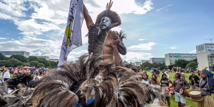 Acampamento Terra Livre Conclui com Cobranças por Aceleração de Demarcações e Alertas Legislativos
