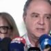 Lula Realiza Cirurgia para Remover Lesão na Pele e Tratar Tendinite