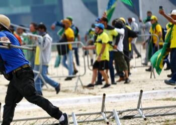 Organizações Civis Repudiam Derrubada de Veto ao PL da Dosimetria no Congresso