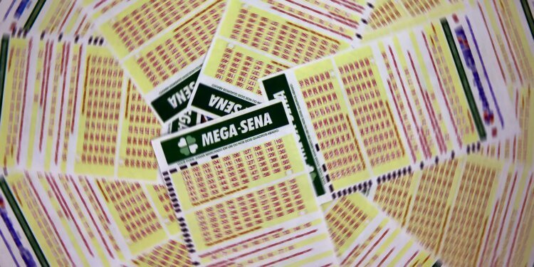 Mega-Sena: Sorteio de R$ 15 Milhões Acumulados Nesta Terça-feira