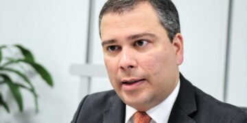 STF Mantém Unanimemente Prisão de Ex-Presidente do BRB por Fraude