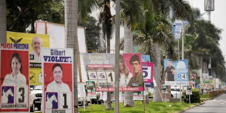 Peru: Eleição Presidencial com 35 Candidatos Reflete Crise Política e Incerteza Regional