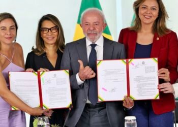 Lula Sanciona Três Novas Leis para Intensificar o Combate à Violência Contra Mulheres