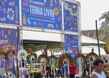 Rádio Nacional da Amazônia Amplifica Vozes Indígenas em Cobertura Especial do Abril Indígena