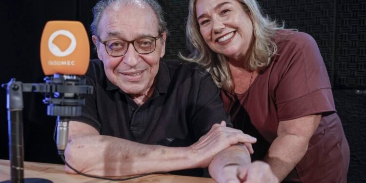 Rádio MEC Inicia Quarta Temporada de “Conversa com o Autor” Recebendo Ruy Castro