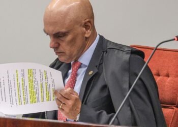 Moraes Pressiona Governo Brasileiro por Extradição de Carla Zambelli da Itália