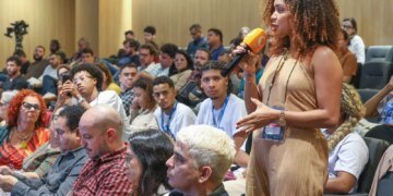 Simpósio Nacional do Rádio no Rio Debate Futuro da Mídia Sonora e Legado da Rádio Nacional
