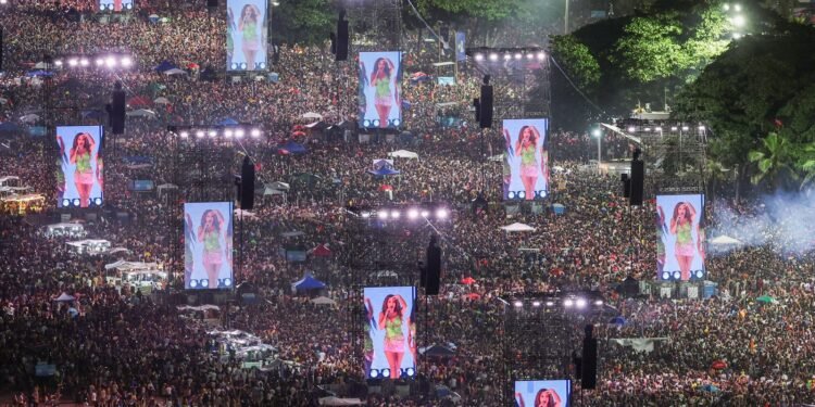Mega Show de Shakira em Copacabana Atrai Mais de 2 Milhões e Impulsiona Economia do Rio