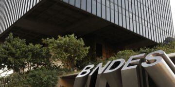BNDES Lança Financiamento de R$ 21 Bilhões para Renovar Frota de Transportes
