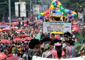 PL que Restringe Crianças em Eventos LGBTQIA+ em SP É Ato de Ódio e Inconstitucional, Alertam Juristas