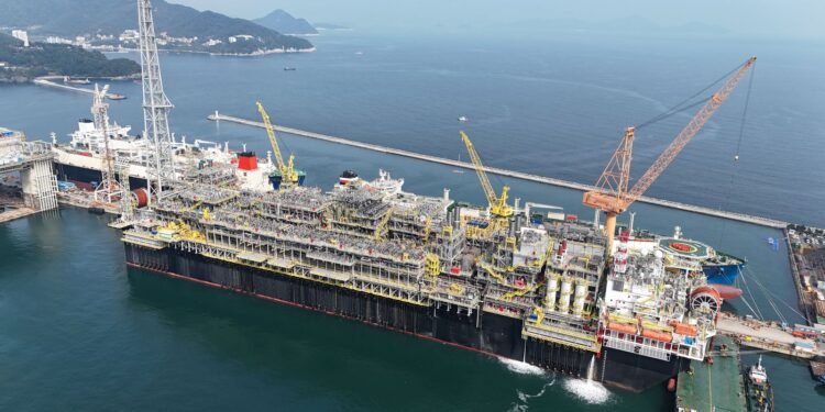 Petrobras Inicia Operação da Plataforma P-79 e Impulsiona Produção Nacional de Petróleo e Gás
