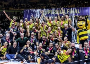 Dentil Praia Clube Conquista Superliga Feminina de Vôlei 2025/2026