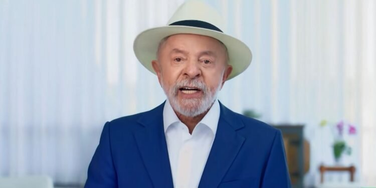 Lula Classifica Ligação entre Flávio Bolsonaro e Banqueiro Vorcaro como ‘Caso de Polícia’