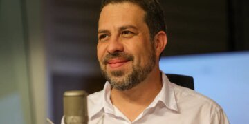Guilherme Boulos no ‘Na Mesa com Datena’: Política e Ações de Governo em Debate na TV Brasil Guilherme Boulos no ‘Na Mesa com Datena’: Política e Ações de Governo em Debate na TV Brasil