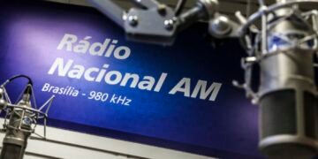 Rádio Nacional Lança Videocast ‘Rádio Memória’ Celebrando 90 Anos de Legado