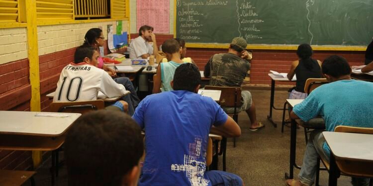 Encceja 2026: Prazo Final para Inscrição Gratuita Termina Nesta Sexta-feira