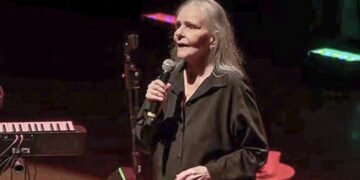 TV Brasil Homenageia Angela Ro Ro com Último Show Gravado em Edição Especial
