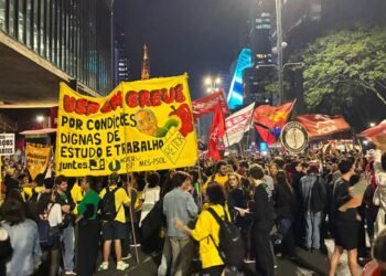 Estudantes da USP Intensificam Mobilização por Diálogo e Melhorias Institucionais