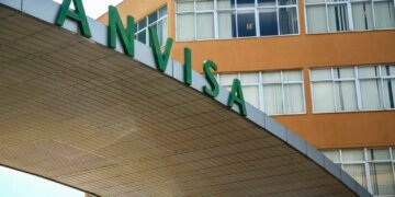 Anvisa Ordena Recolhimento de Lote de Água Mineral Crystal Sem Gás por Contaminação Bacteriana Anvisa Ordena Recolhimento de Lote de Água Mineral Crystal Sem Gás por Contaminação Bacteriana