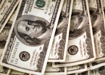 Dólar Atinge R$ 5,18: Maior Valor em Três Meses com Aversão ao Risco Global Dólar Atinge R$ 5,18: Maior Valor em Três Meses com Aversão ao Risco Global