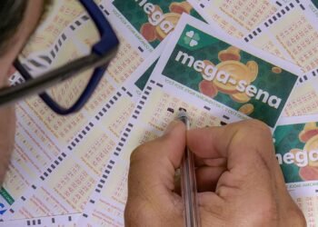 Brasília: Aposta Online Acerta Seis Dezenas e Conquista R$ 30,4 Milhões na Mega-Sena