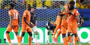 Costa do Marfim Bate Equador em Jogo Eletrizante pelo Grupo E da Copa Costa do Marfim Bate Equador em Jogo Eletrizante pelo Grupo E da Copa