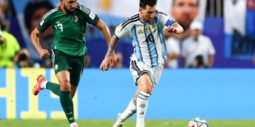Messi Recreve História na Copa: Hat-trick na Estreia e Recorde de Artilharia