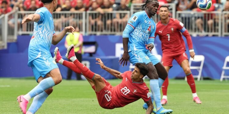 Copa do Mundo: Portugal e RD Congo Empatam em Jogo Histórico com Primeiro Gol Congolês Copa do Mundo: Portugal e RD Congo Empatam em Jogo Histórico com Primeiro Gol Congolês