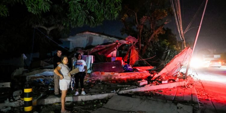 Venezuela: Maduro, Detido nos EUA, Clama por Unidade Nacional Após Forte Terremoto