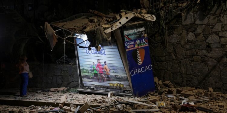 Brasil Envia Segundo Voo Humanitário da FAB à Venezuela Após Terremoto Devastador Brasil Envia Segundo Voo Humanitário da FAB à Venezuela Após Terremoto Devastador