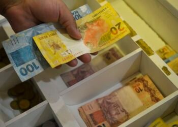 Caixa Inicia Pagamento do Bolsa Família para NIS Final 8 com Valores Atualizados e Novas Regras Caixa Inicia Pagamento do Bolsa Família para NIS Final 8 com Valores Atualizados e Novas Regras