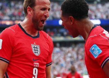 Inglaterra Garante Liderança do Grupo L na Copa do Mundo e Avança com Destaque
