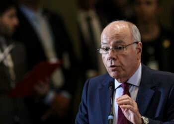 Brasil Contesta Tarifas Americanas: Mauro Vieira Afirma que Argumentos dos EUA ‘Não São Legítimos’ Brasil Contesta Tarifas Americanas: Mauro Vieira Afirma que Argumentos dos EUA ‘Não São Legítimos’