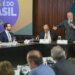 Brasil Reage a Taxações dos EUA e Busca Novas Alianças Comerciais e Geopolíticas Brasil Reage a Taxações dos EUA e Busca Novas Alianças Comerciais e Geopolíticas