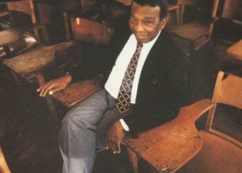 Acervo da USP Revela Múltiplas Faces do Pensador Negro Milton Santos em Pesquisas Inéditas Acervo da USP Revela Múltiplas Faces do Pensador Negro Milton Santos em Pesquisas Inéditas