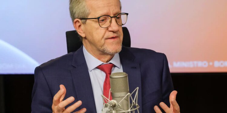 Governo Federal Reforça Meio Ambiente como Indutor do Desenvolvimento e Enfrenta El Niño