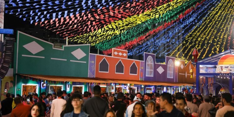 85% dos Brasileiros Planejam Celebrar as Festas Juninas em 2024, Revela Estudo